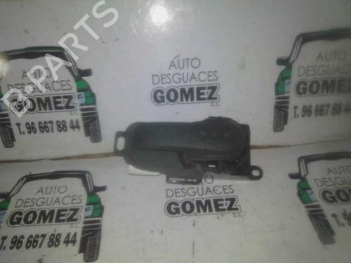 Used Front right interior door handle Front right interior door handle 12798077 12798077