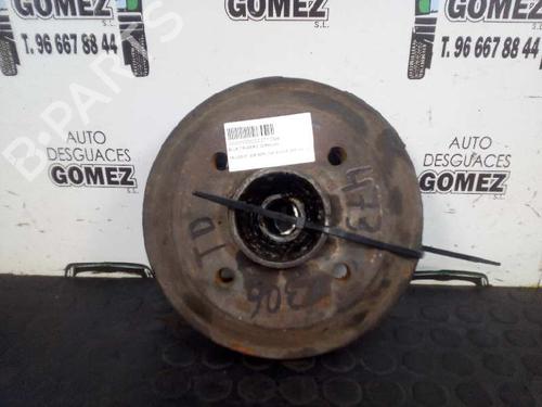 Used Right rear steering knuckle PEUGEOT 306 (7B, N3, N5) 1.9 SLD (68 hp) 12773276