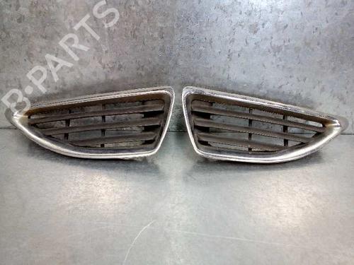 Used Grille RENAULT MEGANE I (BA0/1_) 1.4 16V (BA0D, BA1H, BA0W, BA10) (95 hp) 12702155