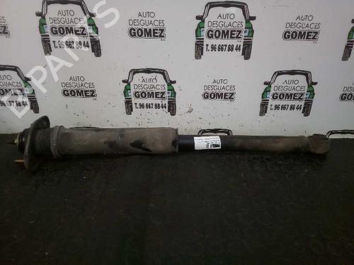 Used Left rear shock absorber HYUNDAI SANTAMO [1998-2002]  12693985
