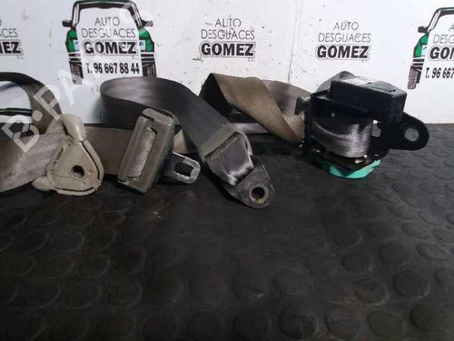 Used Rear left seatbelt CHRYSLER VOYAGER / GRAND VOYAGER III (GS_, NS_) 3.3 i (158 hp) 12692081
