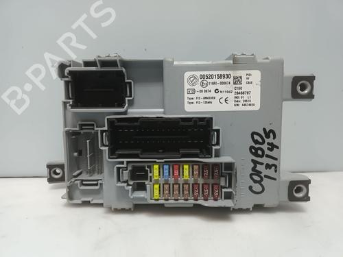 Used Fuse box OPEL COMBO Box Body/MPV (X12) 1.3 CDTI (B05) (95 hp) 31946547