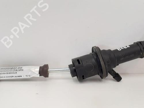 Used Clutch slave cylinder DACIA DOKKER MPV (KE_) [2012-2025]  13978351