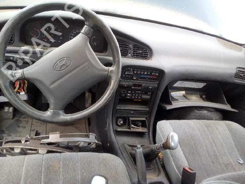 Left front driveshaft HYUNDAI SONATA III (Y-3) 2.0 i | BP12687752M38 