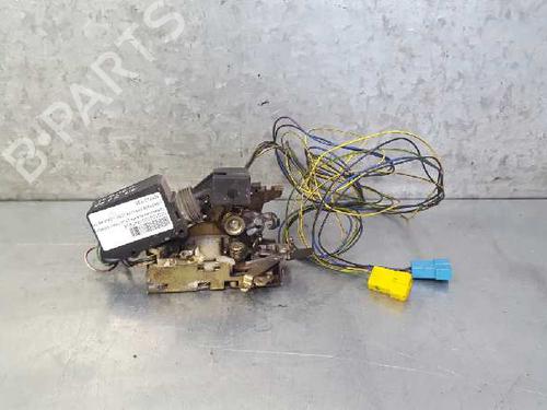 Used Front right lock MERCEDES-BENZ SPRINTER 4-t Platform/Chassis (B904) [1995-2012]  12857216
