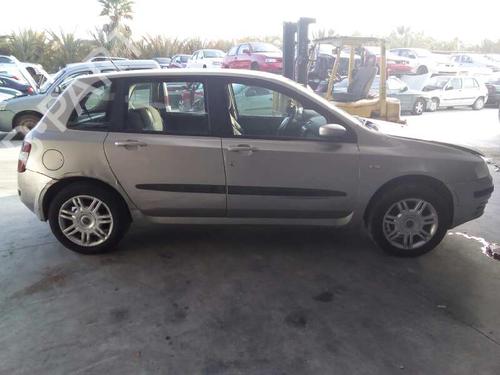 Højre fortil bærearm FIAT STILO (192_) 1.9 JTD (192_XE1A) | BP13984735M13 