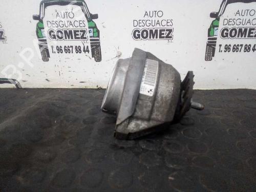 Used Engine mount BMW 5 Touring (E61) 520 d (163 hp) 12694247