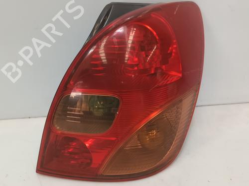 Højre baglygte TOYOTA COROLLA Verso (_E12_) 2.0 D-4D (CDE120_, CDE120R) (90 hp) 28003942