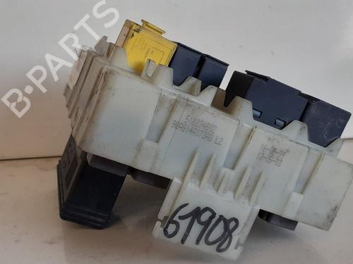Used Fuse box FORD FOCUS I (DAW, DBW) 1.8 Turbo DI / TDDi (90 hp) 12687489