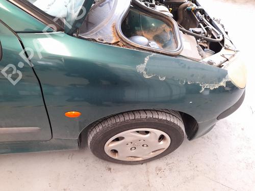 Achsschenkel links vorne PEUGEOT 206 Hatchback (2A/C) 1.1 i | BP12776993M25