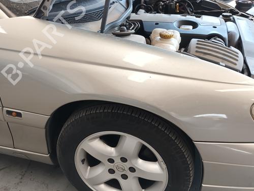 Used Right front fenders OPEL OMEGA B (V94) 2.5 DTI (F69, M69, P69) (150 hp) 29718481
