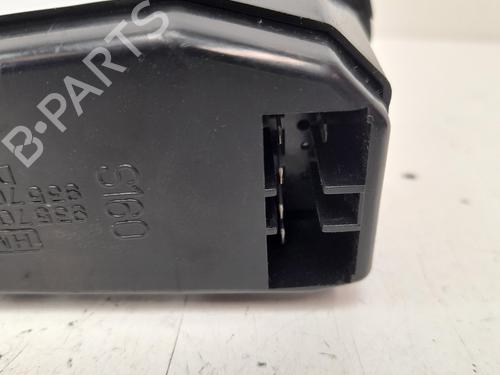 Left front window switch HYUNDAI COUPE I (RD) 1.6 16V | BP12778242I27 