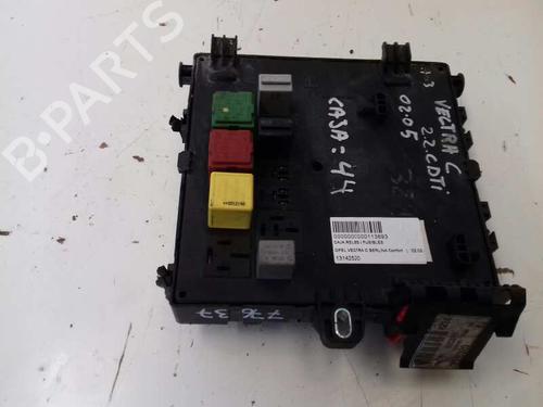 Sikringsdose OPEL VECTRA C (Z02) 2.2 16V (F69) (147 hp) 12691986