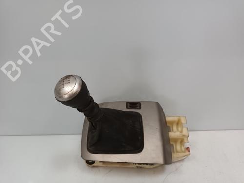 Used Gear lever HYUNDAI SONATA V (NF) 2.0 CRDi (140 hp) 19574263