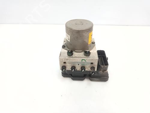 Used ABS pump HYUNDAI ix20 (JC) 1.6 CRDI (116 hp) 26008579