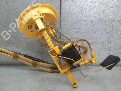 Used Fuel pump BMW 3 (E90) 320 d (163 hp) 12716667