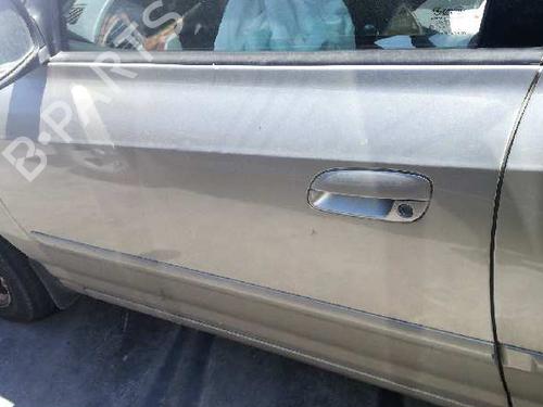 Used Left front door HYUNDAI ELANTRA III Saloon (XD) 2.0 CRDi (113 hp) 12739899