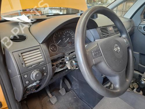 Klapa wlewu paliwa OPEL MERIVA A MPV (X03)  | BP20148472C131 