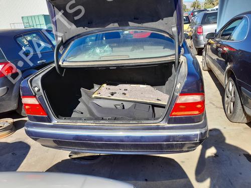 Fuse box MERCEDES-BENZ E-CLASS (W210) E 200 (210.035) | BP16081207E1 