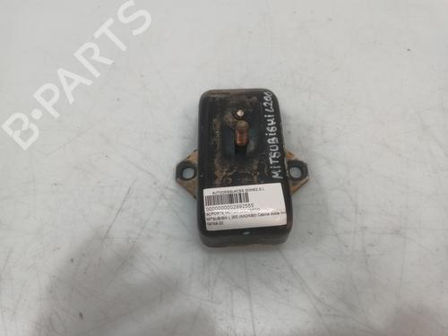 Used Engine mount MITSUBISHI L200 / TRITON (KA_T, KB_T) 2.5 DI-D 4WD (KB4T) (136 hp) 31136289