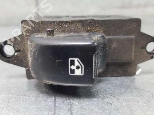 Used Right front window switch DAEWOO LEGANZA (KLAV) 2.0 16V (133 hp) 12728766