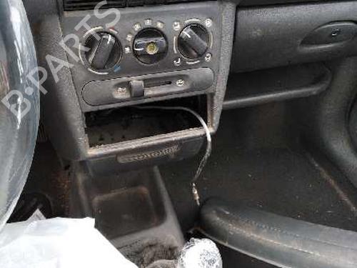 Engine control unit (ECU) OPEL CORSA B (S93) 1.2 i (F08, F68, M68) | BP12767177M57