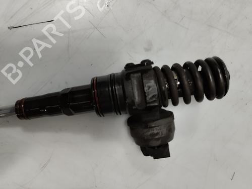 injector-audi-a4-b6-8e2-2000-2001-2002-2003-2004-2005-32476534 main image