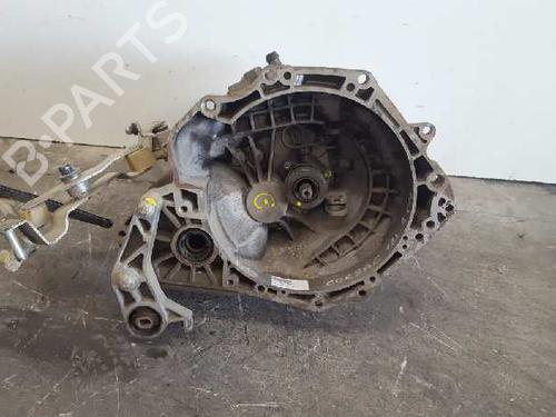 Used Gearbox OPEL CORSA C (X01) 1.2 (F08, F68) (75 hp) 12808557
