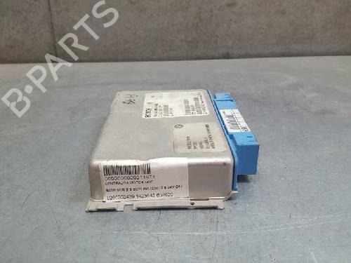 Centralita de la caja de cambios BMW 5 (E39) 528 i (193 hp) 12742449