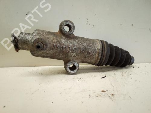 Used Clutch slave cylinder FIAT PUNTO (176_) 60 1.2 (176AP, 176AR, 176AQ, 176BB) (60 hp) 13975235
