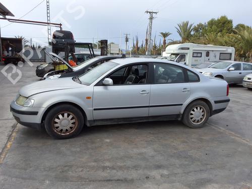 Right headlight VW PASSAT B5 (3B2) 1.9 TDI Syncro/4motion | BP31128543C29 