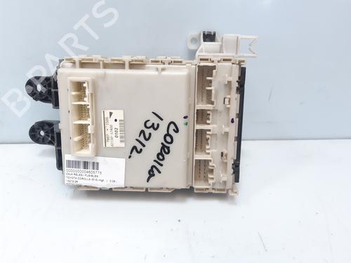 Used Fuse box Fuse box 37177164 37177164
