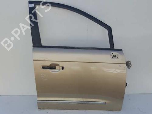 Used Right front door SSANGYONG RODIUS I [2005-2025]  12932861