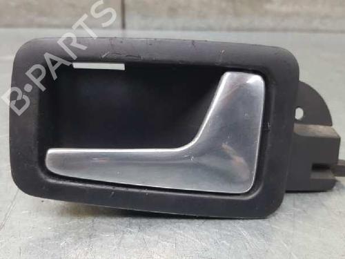 Puxador interior frente direito AUDI A8 D2 (4D2, 4D8) 2.5 TDI quattro (150 hp) 4D0837020F | 4D0837020F |