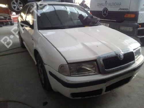Høyre foran lås SKODA OCTAVIA I (1U2) 1.9 TDI | BP12821105C97 