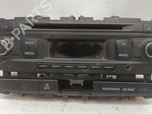 Used Radio SEAT IBIZA IV (6J5, 6P1) [2008-2017]  17520904