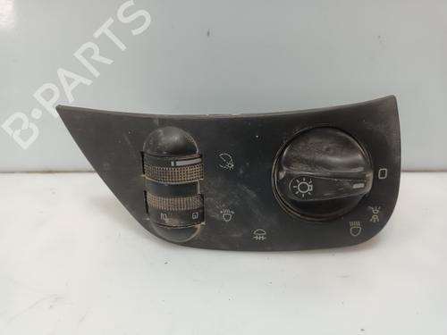 Used Headlight switch SEAT INCA (6K9) [1995-2003]  27540427
