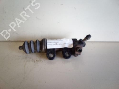 Used Clutch slave cylinder TOYOTA COROLLA (_E11_) 1.4 16V (ZZE111_, ZZE111R) (97 hp) 13974121