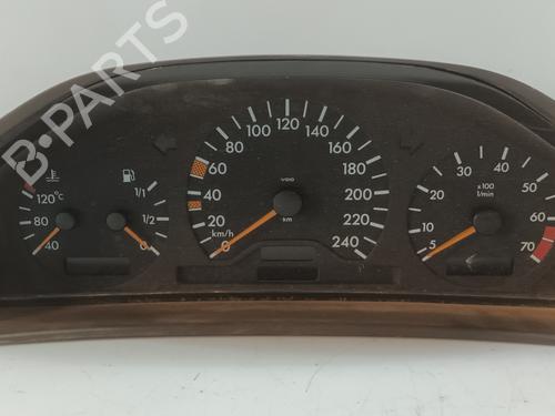 Used Instrument cluster MERCEDES-BENZ CLK (C208) CLK 200 (208.335) (136 hp) 22128381