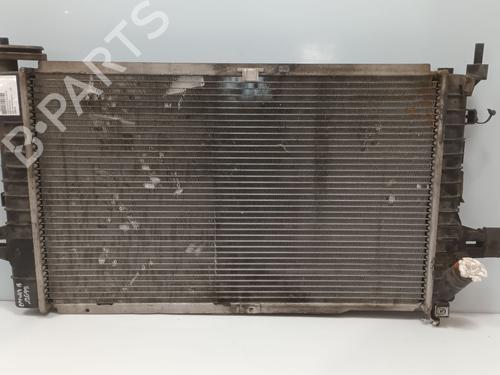 Used Water radiator Water radiator OPEL ZAFIRA / ZAFIRA FAMILY B (A05) 1.9 CDTI (M75) (100 hp) 32865326 32865326
