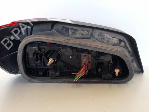 Right taillight PEUGEOT 306 Hatchback (7A, 7C, N3, N5) 1.8 | BP12725833C35 
