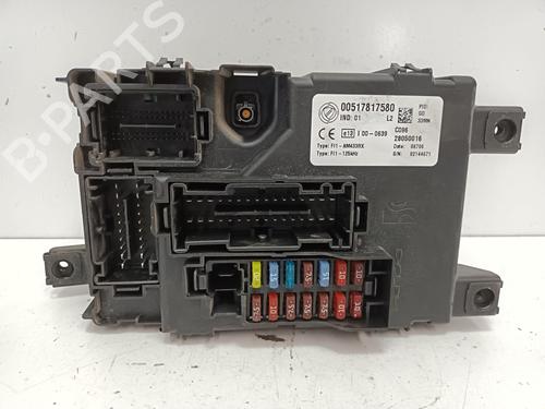 Used Fuse box FIAT GRANDE PUNTO (199_) 1.4 (199AXB11, 199AXB1A, 199BXB1A, 199AXL1A) (77 hp) 13410754