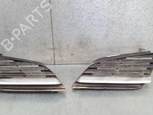 Grill / Grid NISSAN PRIMERA Hatchback (P12) 1.9 dCi (120 hp) 12698098