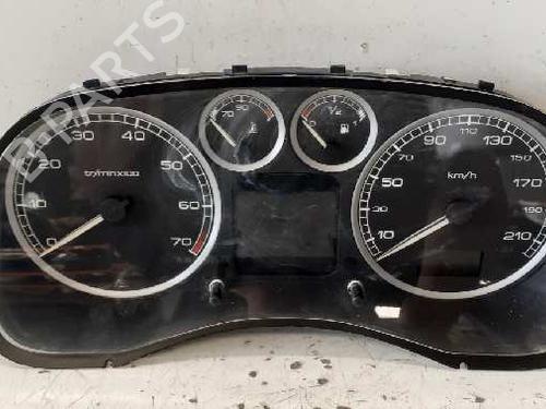 Used Instrument cluster PEUGEOT 307 (3A/C) 1.6 16V (109 hp) 12696889