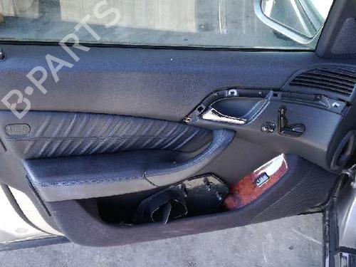 Fuse box MERCEDES-BENZ S-CLASS (W220, V220) S 350, S 350 L (220.067, 220.167) | BP12725608E1 