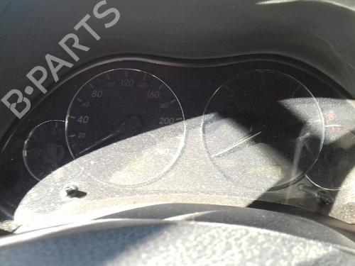 Used Instrument cluster TOYOTA AVENSIS Saloon (_T25_) 2.2 D-4D (ADT251_, ADT251R) (150 hp) 31627675