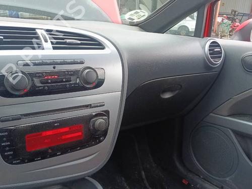 Left taillight SEAT LEON (1P1) 1.9 TDI | BP40159961C34 - Image 19