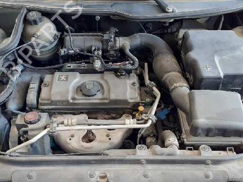 Achsschenkel links vorne PEUGEOT 206 Hatchback (2A/C) 1.1 i | BP12773900M25