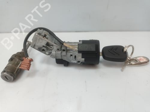 Used Electronic module Electronic module CITROËN C3 I (FC_, FN_) 1.4 i Bivalent (73 hp) 35813639 35813639