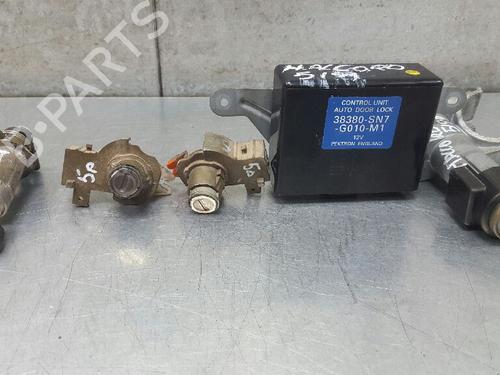 Andre HONDA ACCORD V (CE, CF_, CD) 2.0 i LS (CE8) (131 hp) 13971244